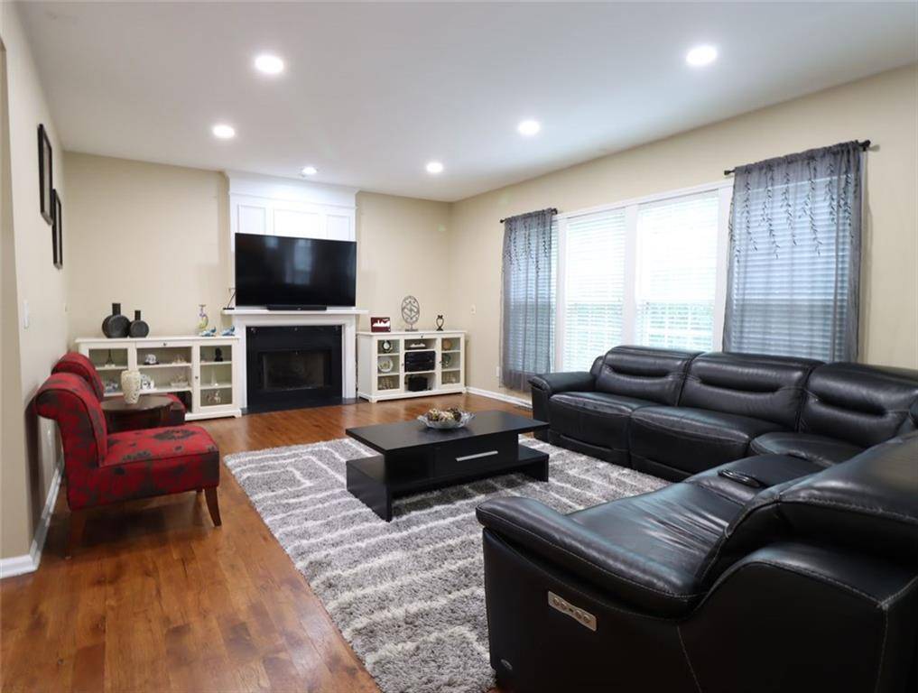 Suwanee, GA 30024,5157 WELLISFORD CT