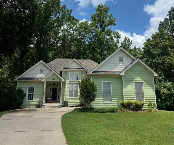 235 Pirkle CT, Cumming, GA 30040