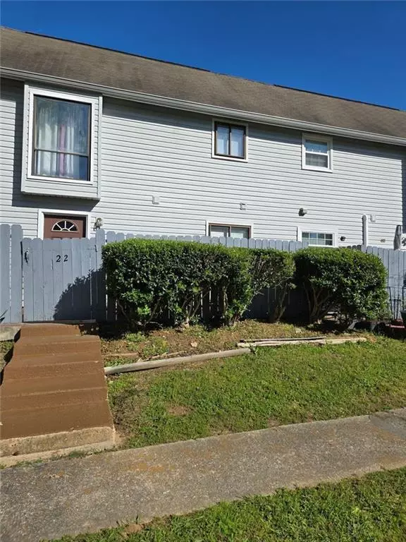 22 Fairview DR, Jonesboro, GA 30238