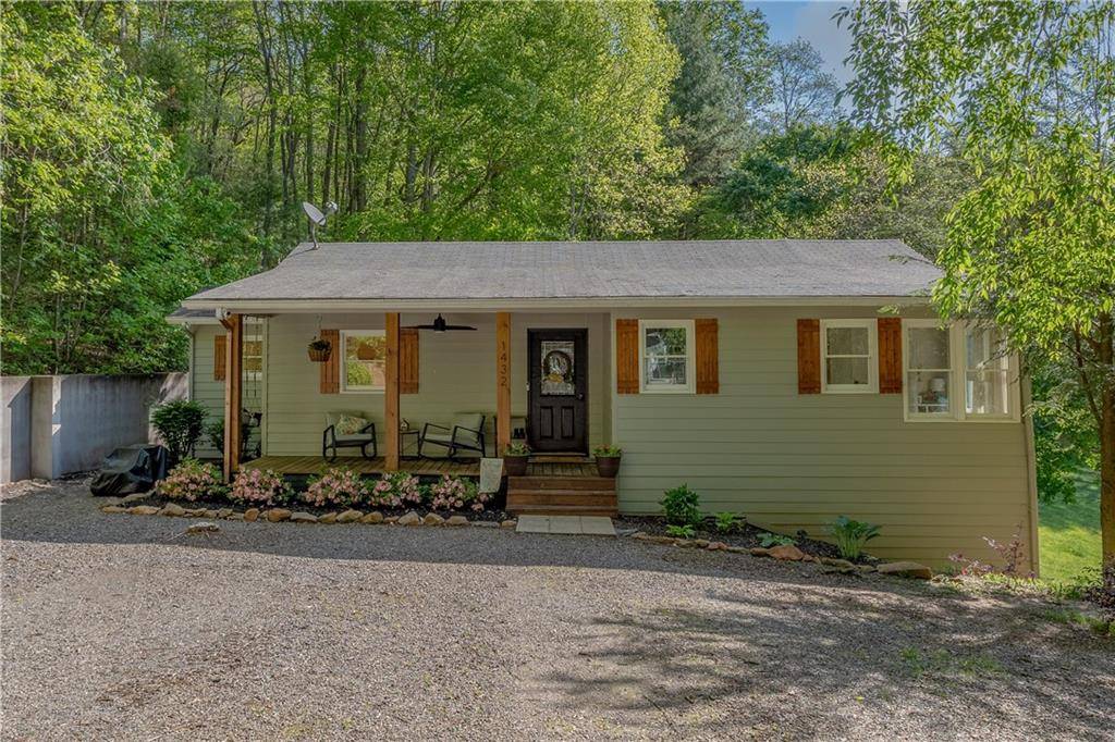 1432 Berrong RD, Hiawassee, GA 30546