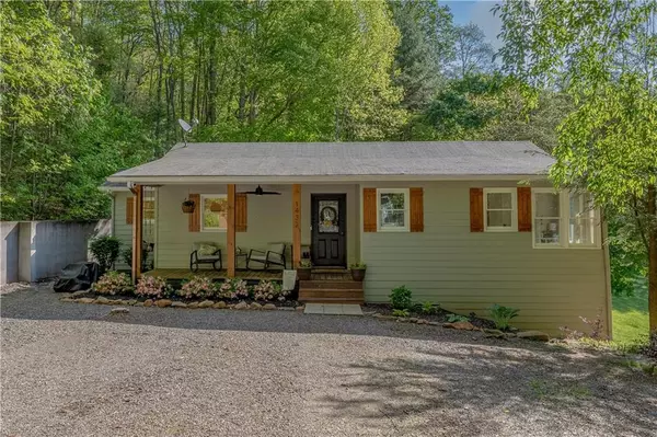 1432 Berrong RD, Hiawassee, GA 30546