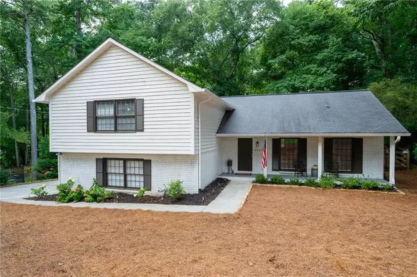 Marietta, GA 30068,2377 Emory LN