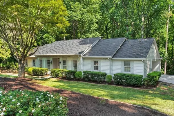 1590 Sunnybrook Farm RD, Atlanta, GA 30350