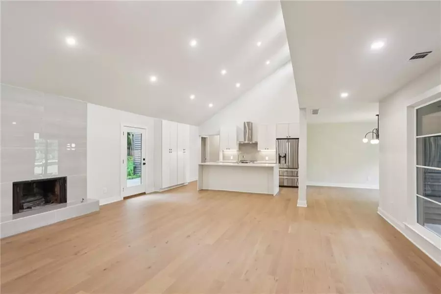 600 Applewood LN NW, Marietta, GA 30064