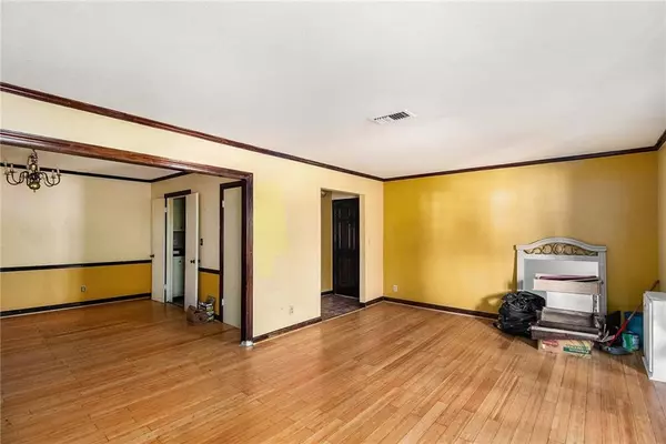 Lithonia, GA 30038,50 Le Parc Fontaine