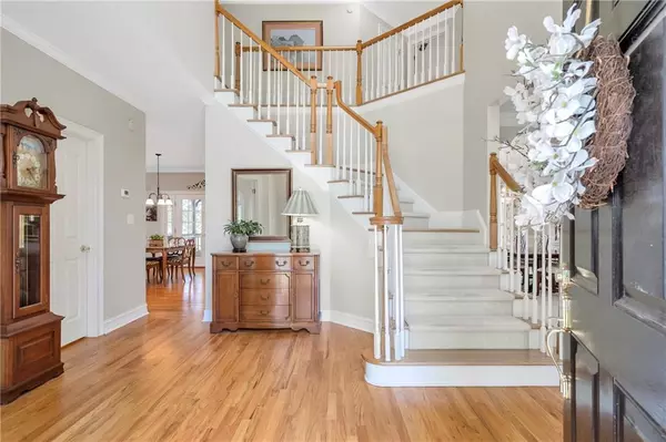 Alpharetta, GA 30005,5600 Buck Hollow DR