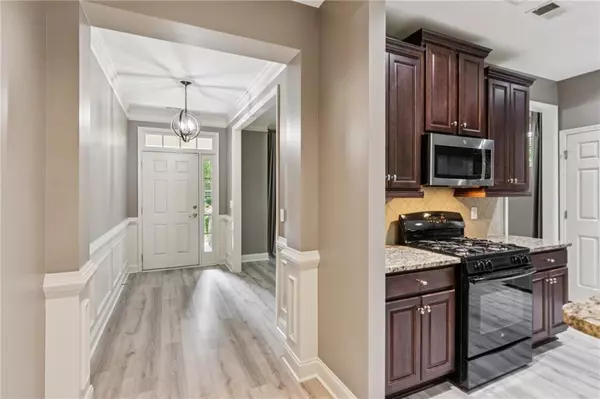 Woodstock, GA 30188,328 Shade Tree CIR