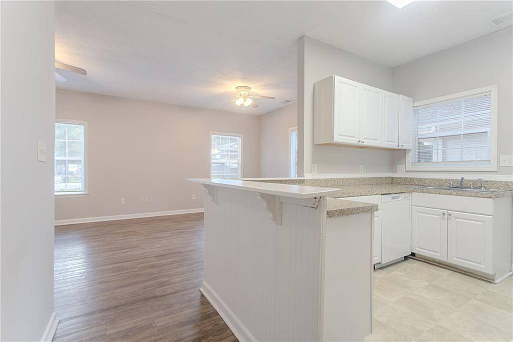 Atlanta, GA 30331,132 Brownlee RD SW