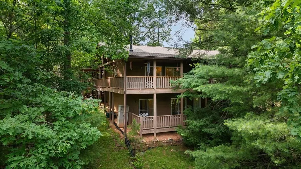 284 Tickanetley RD, Ellijay, GA 30536