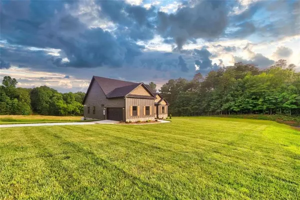 Ellijay, GA 30536,40 Ellie WAY