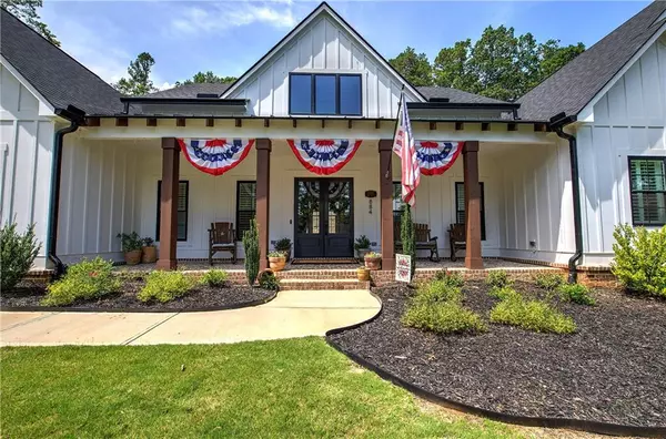 Ball Ground, GA 30107,884 Oxford RD