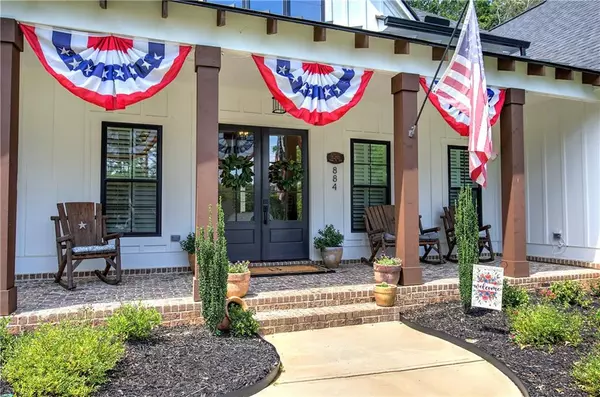 Ball Ground, GA 30107,884 Oxford RD