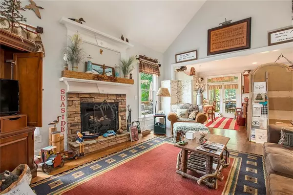 Waleska, GA 30183,194 White Eagle DR
