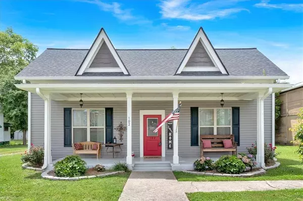 Adairsville, GA 30103,102 S Railroad ST