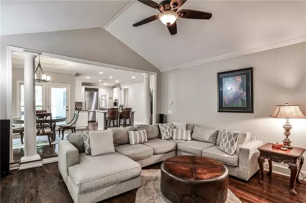 Sandy Springs, GA 30350,8440 Valemont DR