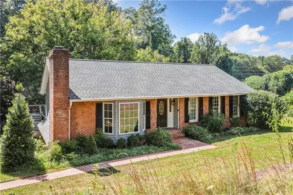 5055 Wright Bridge RD, Cumming, GA 30028