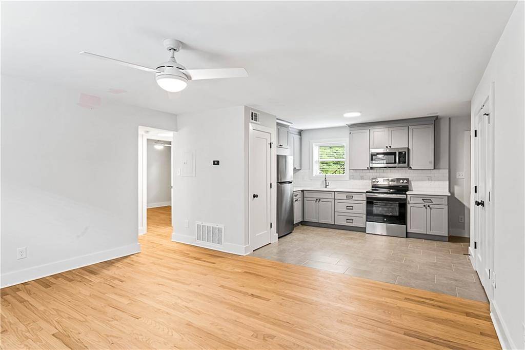 Atlanta, GA 30310,425 Holderness ST SW #2