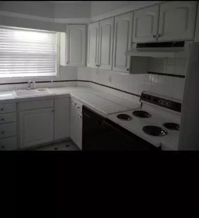 Snellville, GA 30078,2040 Kings Gate CIR #B