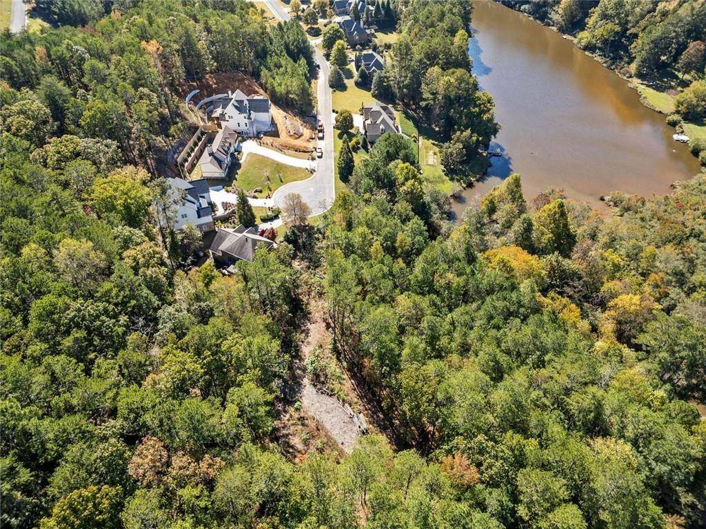 57 Lake Overlook DR, White, GA 30184