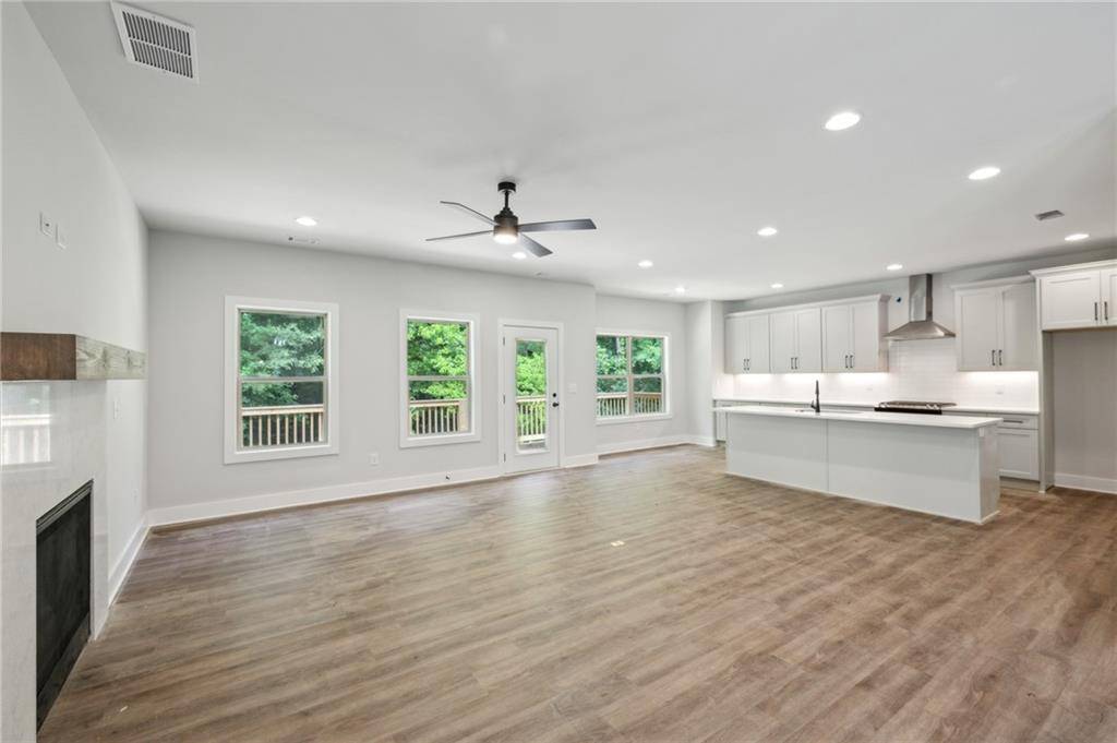 Atlanta, GA 30331,3131 Stonegate DR SW