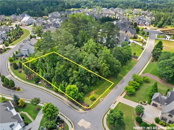 5011 Kings Close, Alpharetta, GA 30004
