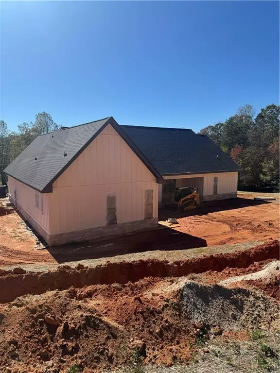 Clarkesville, GA 30523,160 Ben T Huiet HWY