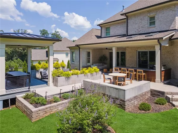 Alpharetta, GA 30004,1099 Bream DR