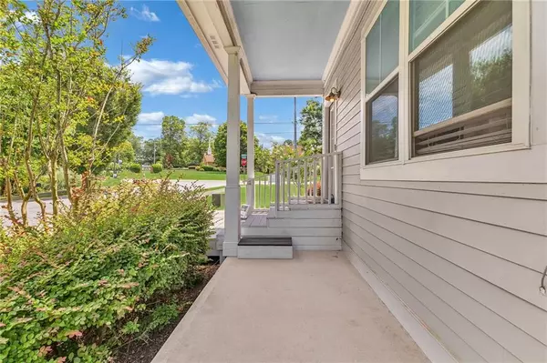 Athens, GA 30606,584 Edgewood DR