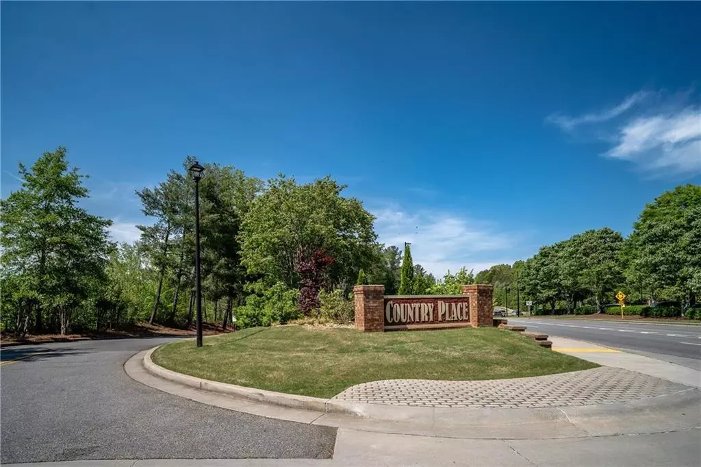 Alpharetta, GA 30005,31 Country Place CT