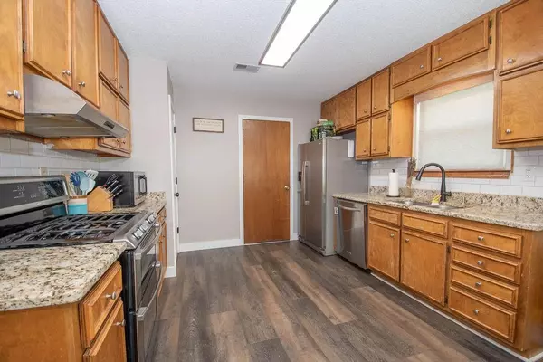 Senoia, GA 30276,130 Country Side DR