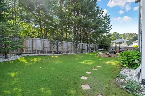 1900 Sandalwood CT, Winder, GA 30680