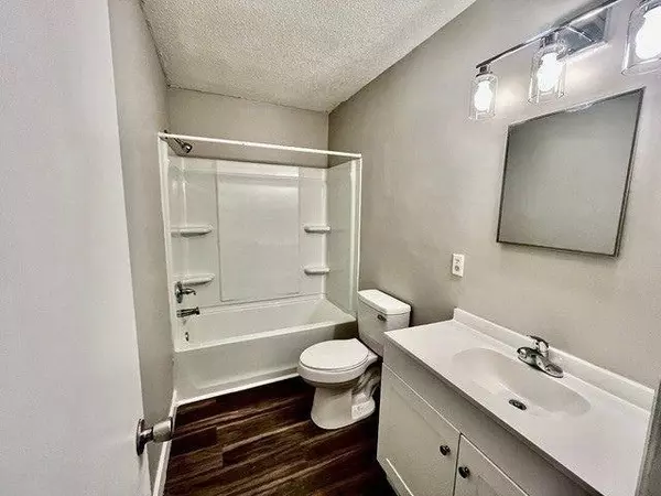 Dalton, GA 30721,4322 Banks DR