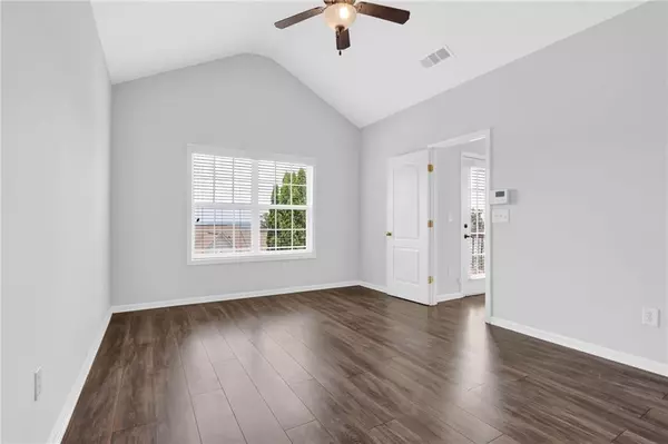 Kennesaw, GA 30144,374 Guibor CT NW #4