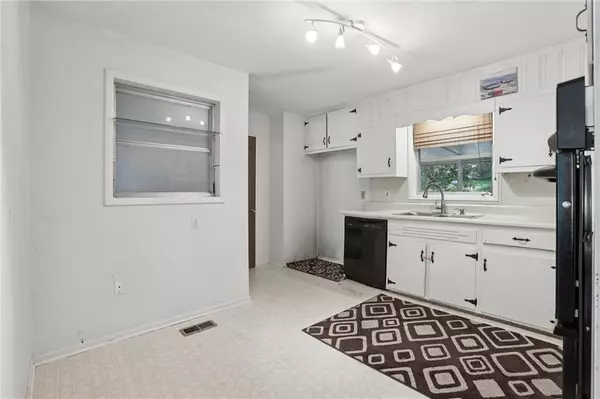 Marietta, GA 30062,1194 Robert LN