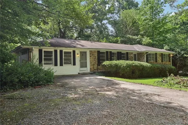 1194 Robert LN,  Marietta,  GA 30062