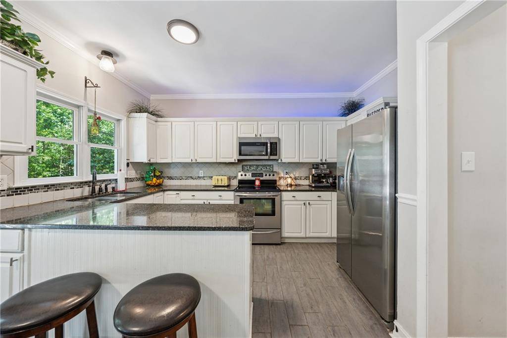 Woodstock, GA 30189,1518 Maplewood CT