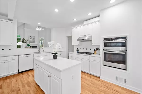 Alpharetta, GA 30005,1575 Wynridge Pointe