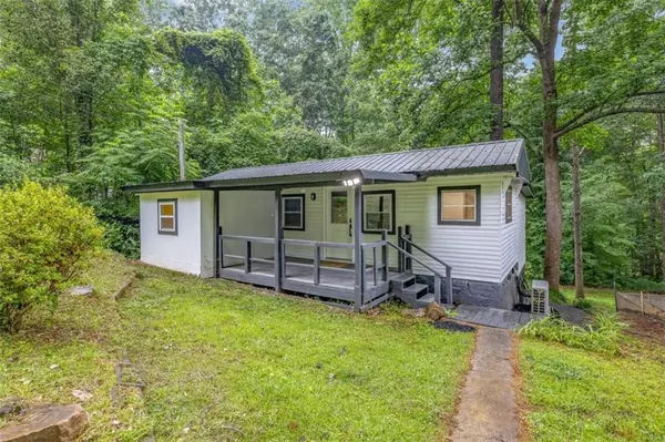 Lavonia, GA 30553,220 Gumlog DR