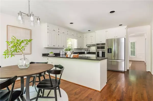 Marietta, GA 30067,799 Birds ML SE