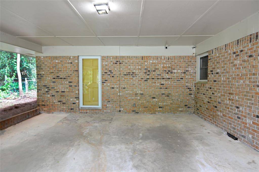 Stone Mountain, GA 30088,4852 PINE SHADOWS DR