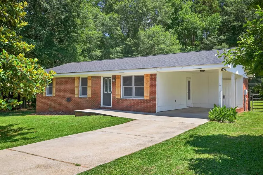 1231 Little Creek LN, Madison, GA 30650