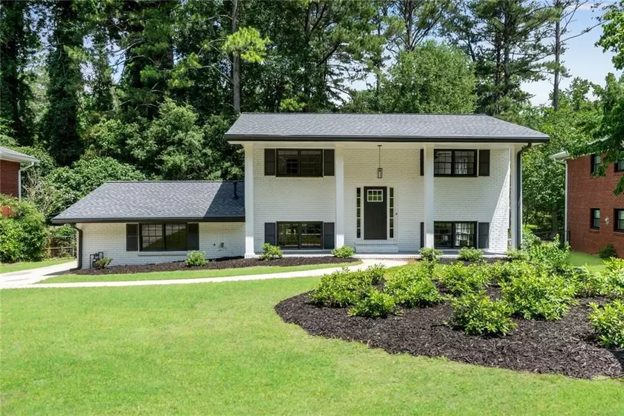 2550 Laurel Ridge DR, Decatur, GA 30033