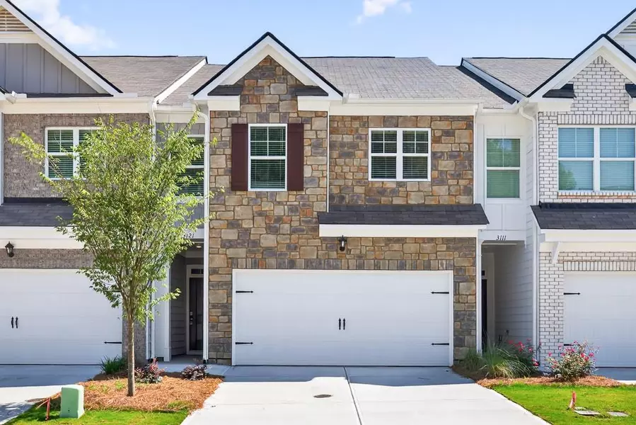 3121 Greyton DR, Buford, GA 30519