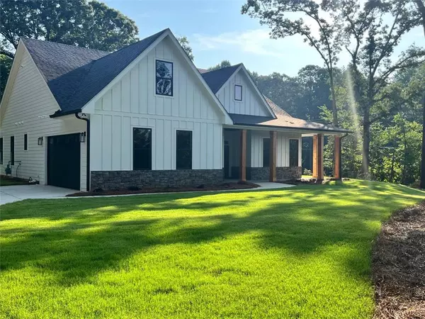 Dallas, GA 30132,682 FERGUSON PL