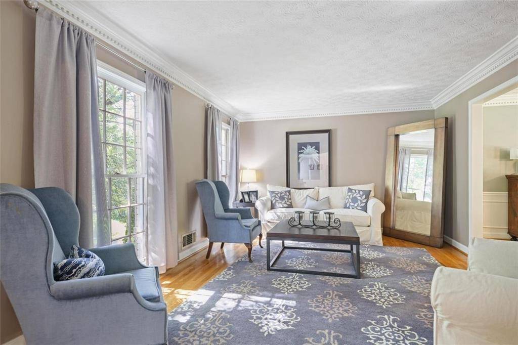 Sandy Springs, GA 30328,7045 Hunters Knoll NE