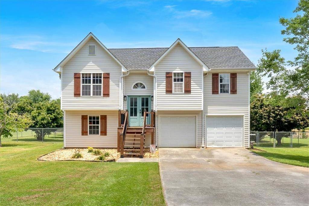 54 Auburn DR SW, Cartersville, GA 30120