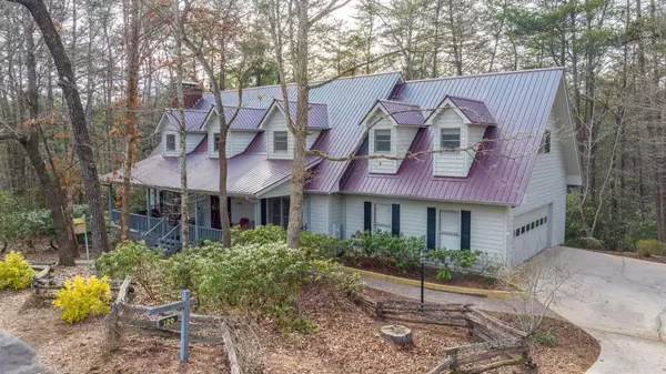 120 Hawks Nest, Sautee Nacoochee, GA 30571