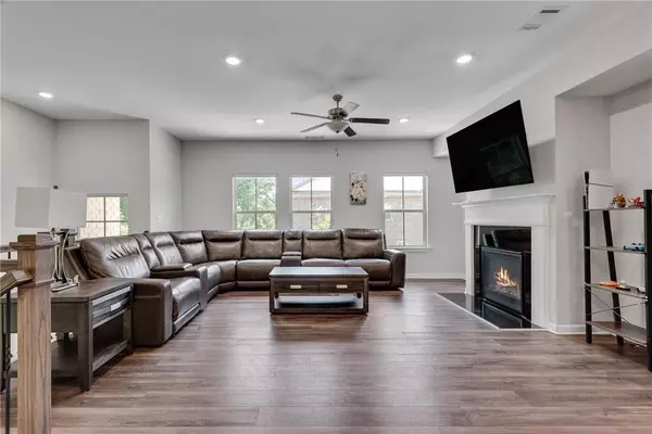 Atlanta, GA 30329,1823 Lynwood LN