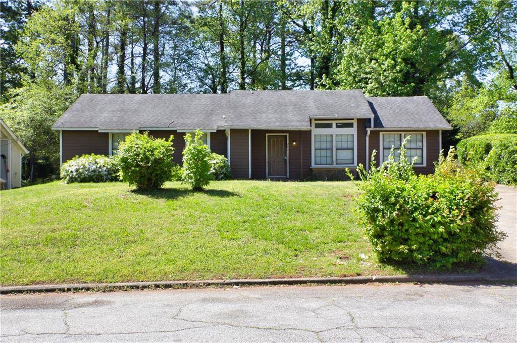 2414 Leslie Brook DR, Decatur, GA 30035