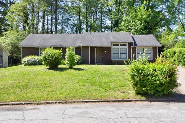 2414 Leslie Brook DR, Decatur, GA 30035